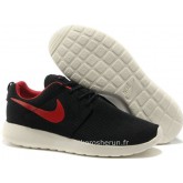 Nike Roshe Run pour Femme Noir Blanc Rouge Mesh Nike Roshe Run Blanche Chaussures De Basket